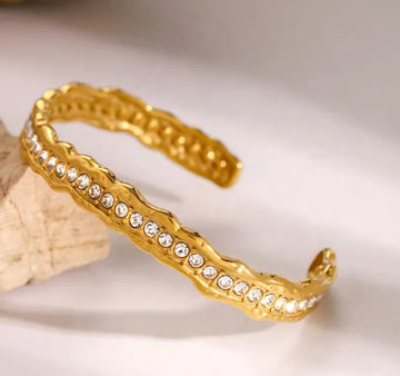 European hand cuff With American gold plated