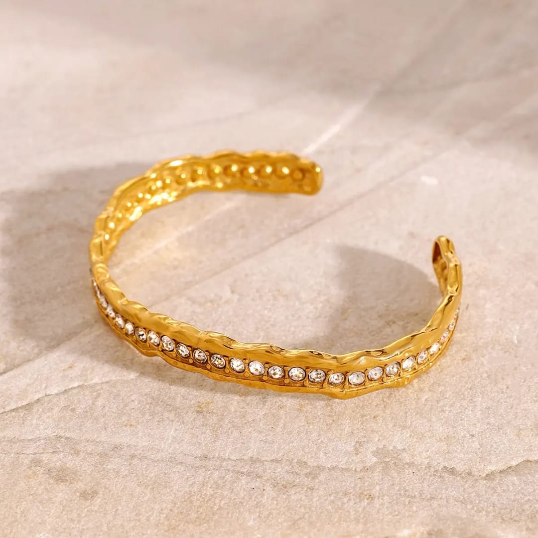 European hand cuff With American gold plated
